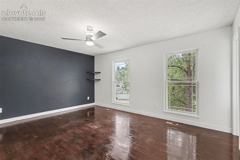 Image 9 of 21: Other
