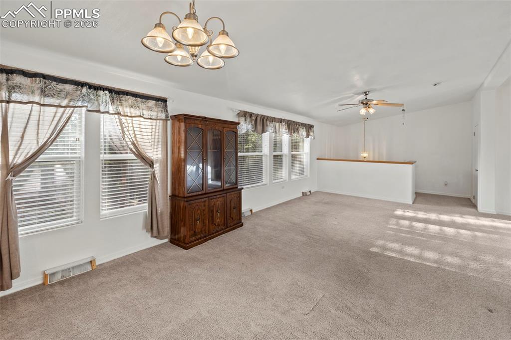 Image 8 of 50: Living Room