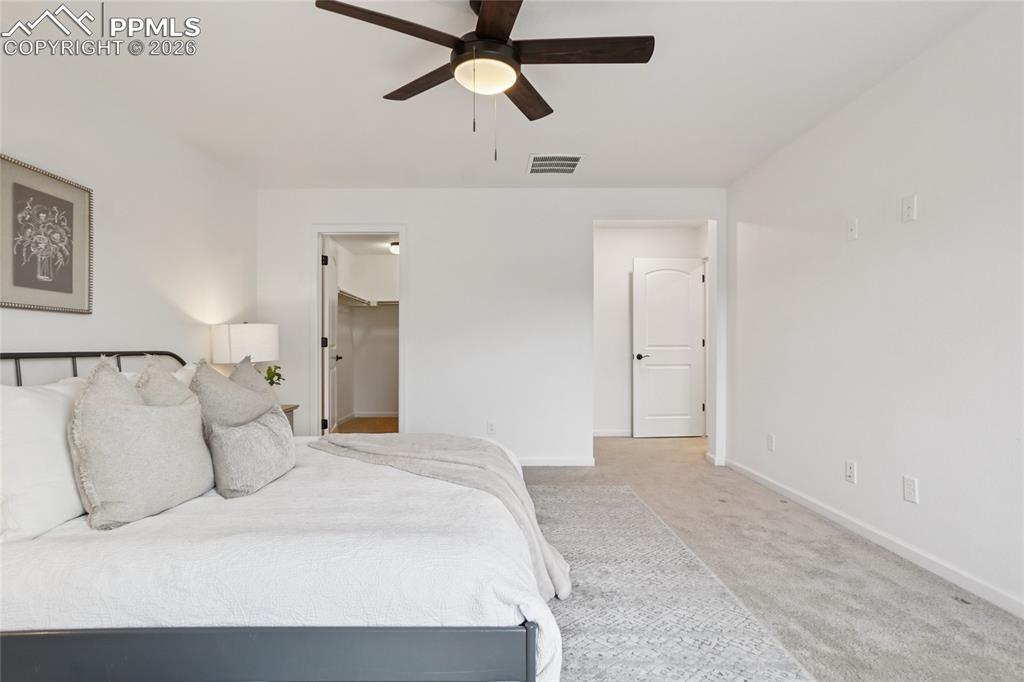 Image 19 of 37: Bedroom