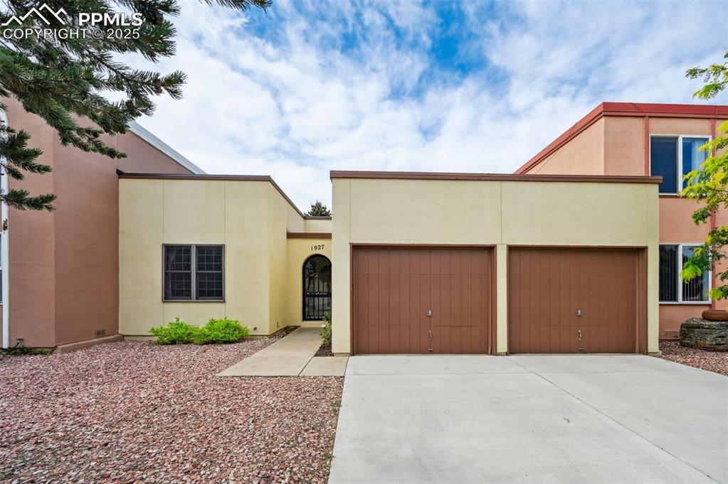 Image 2 of 32: Front of Structure