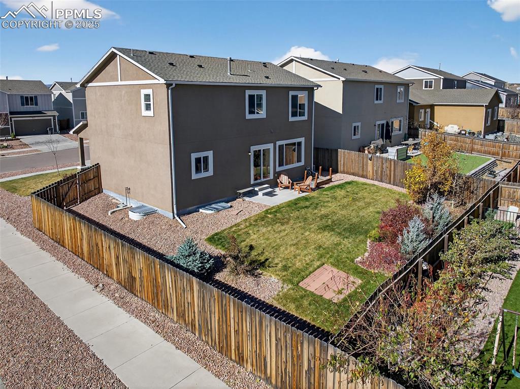 Image 41 of 46: Back of Structure