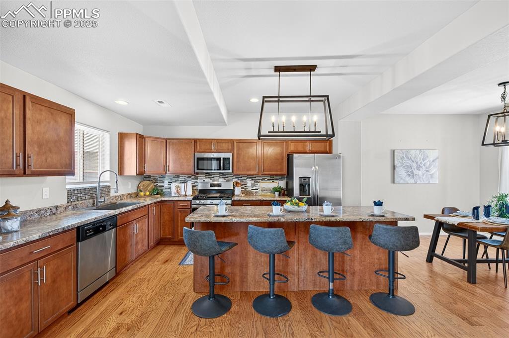 Image 9 of 46: Kitchen