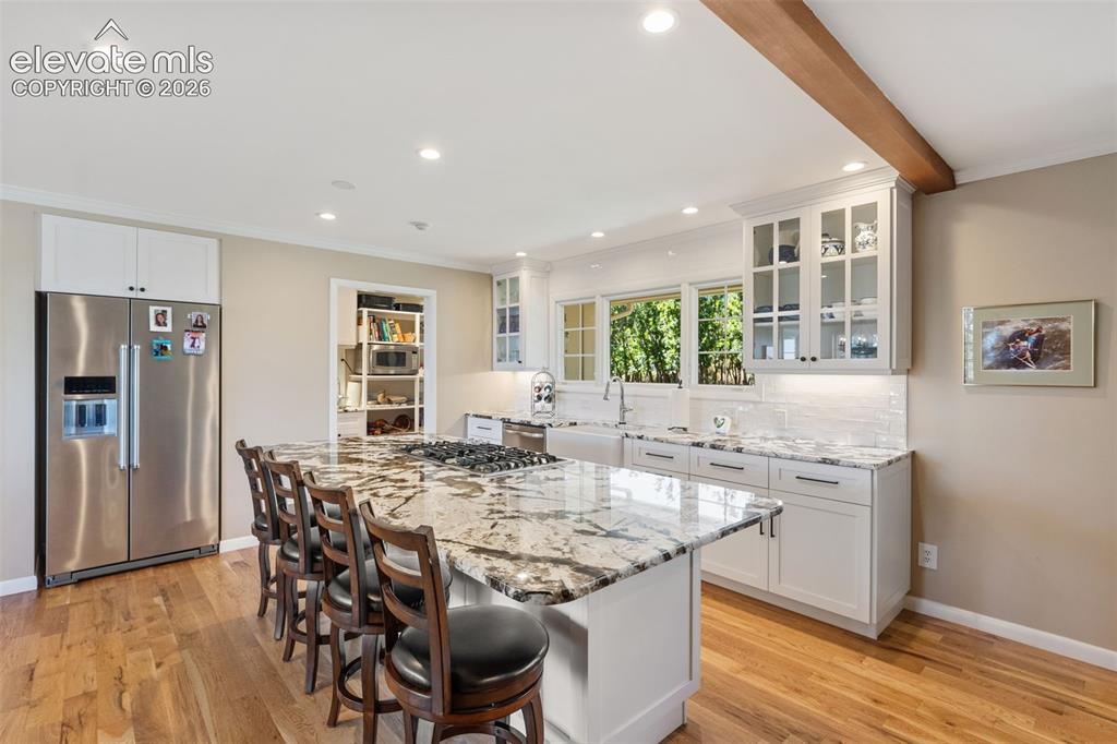 Image 7 of 38: Kitchen