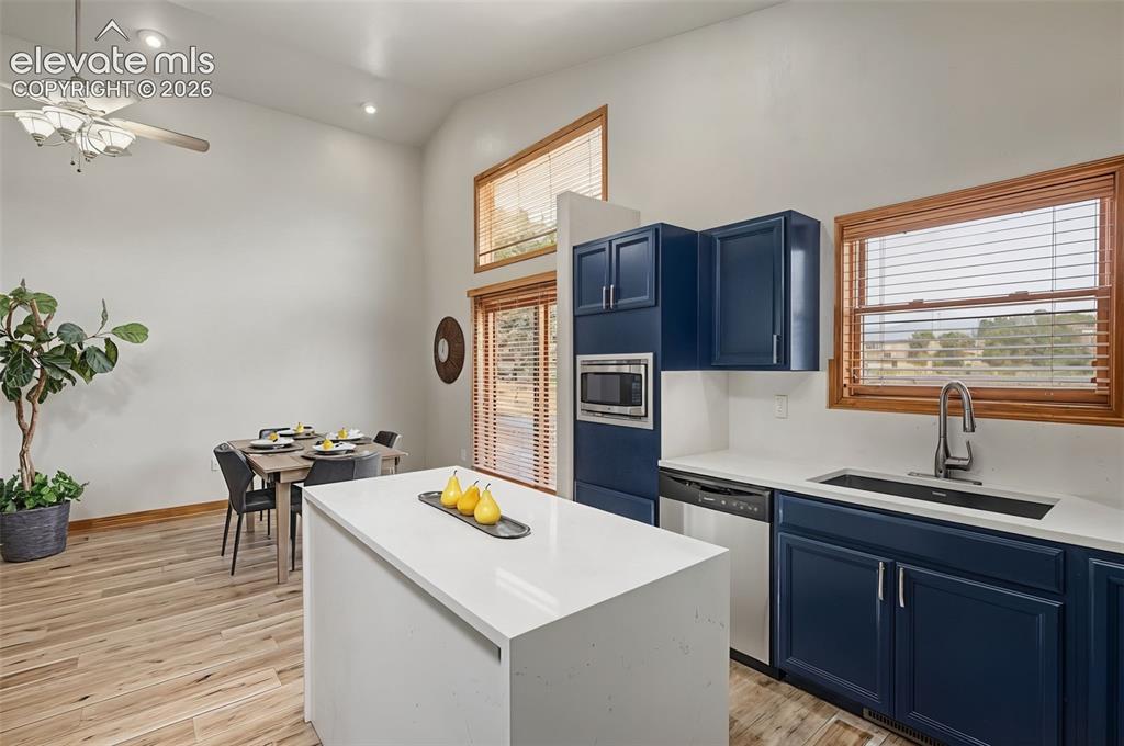 Image 12 of 39: Kitchen