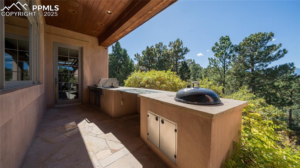 Image 38 of 42: Patio