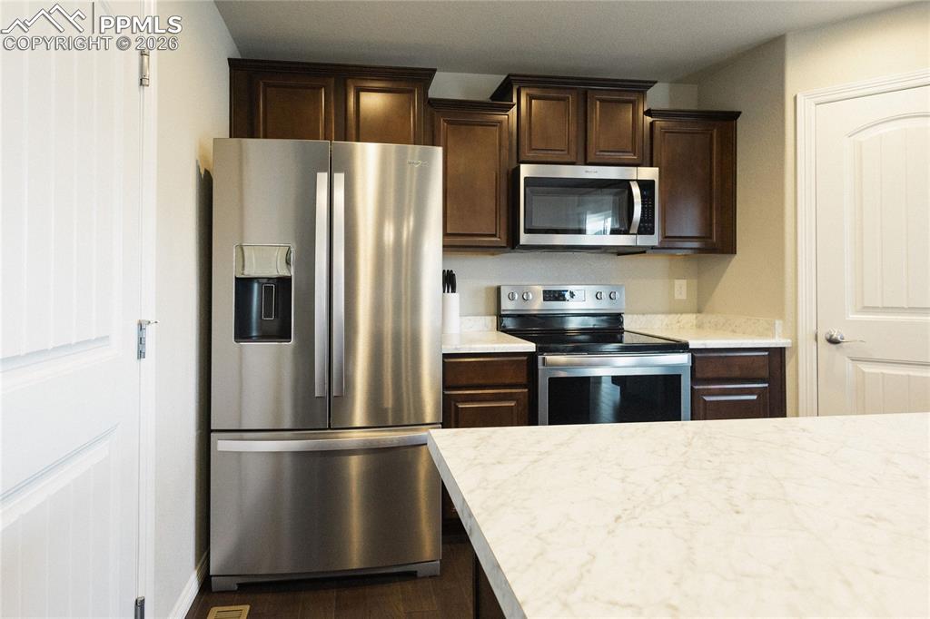 Image 11 of 37: Kitchen