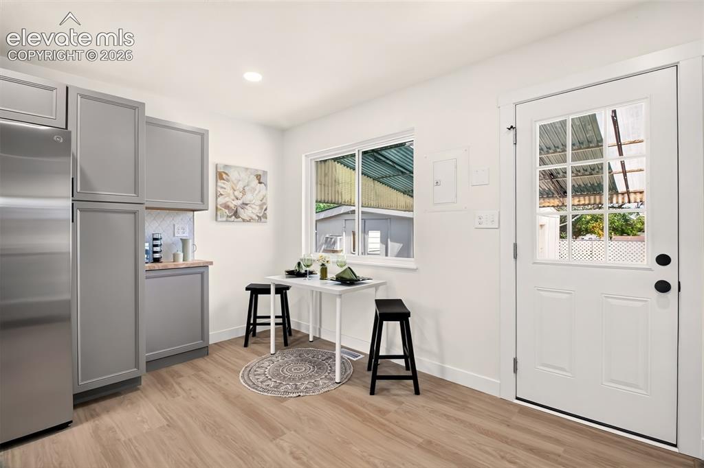 Image 8 of 38: Kitchen