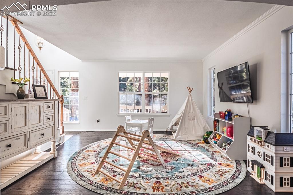 Image 9 of 50: Game Room