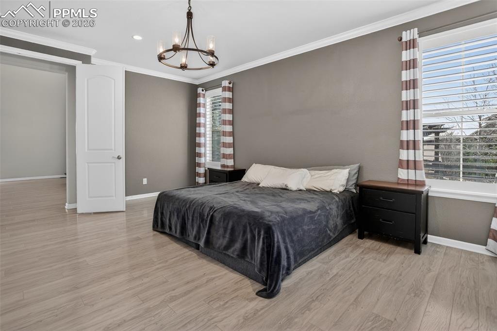 Image 29 of 42: Bedroom