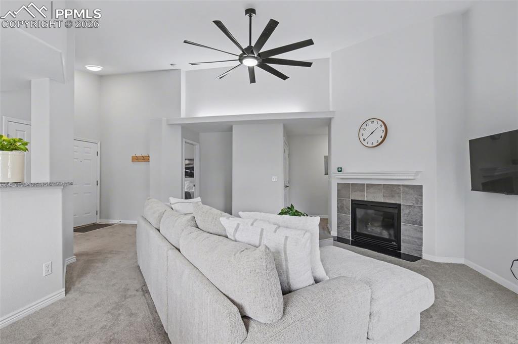 Image 12 of 30: Living Room