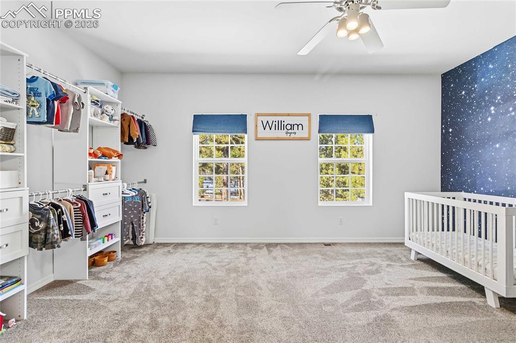 Image 25 of 50: Bedroom