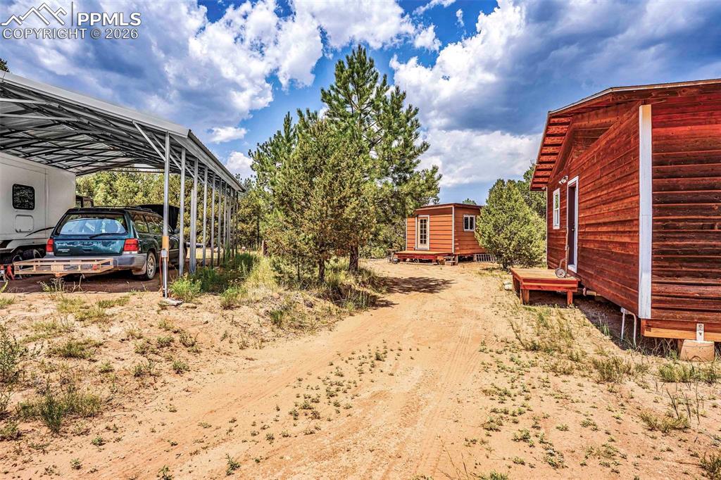 Image 35 of 50: Community