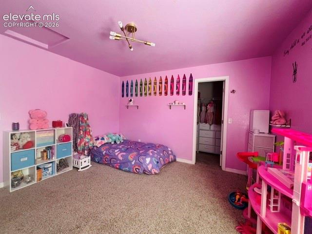 Image 32 of 42: Bedroom