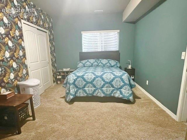 Image 39 of 42: Bedroom