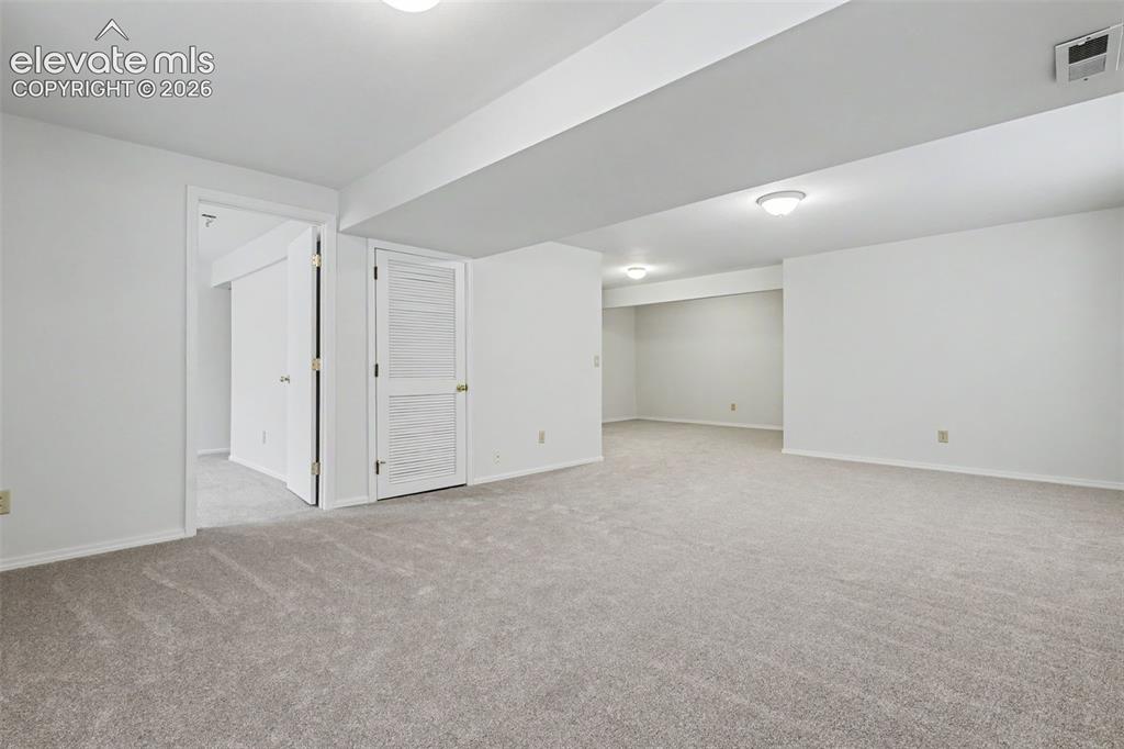 Image 19 of 31: Recreation Room