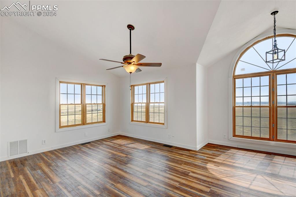 Image 21 of 45: Upper level with Mountain Views