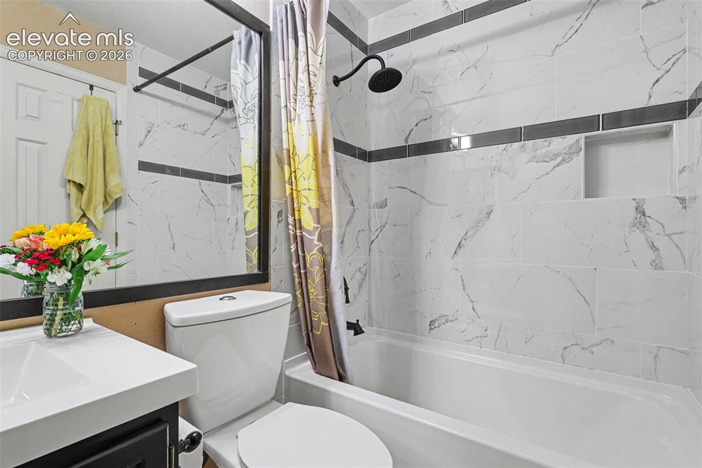 Image 3 of 34: Newly remodeled Main Bathroom