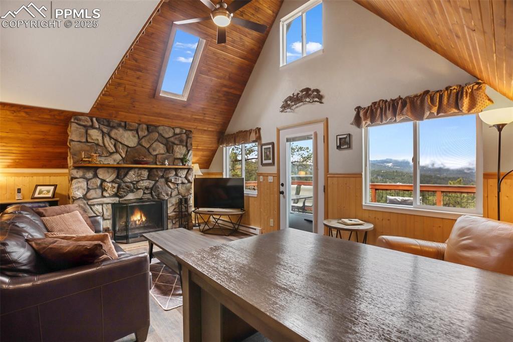 Image 10 of 50: Open floor plan designed for entertaining 