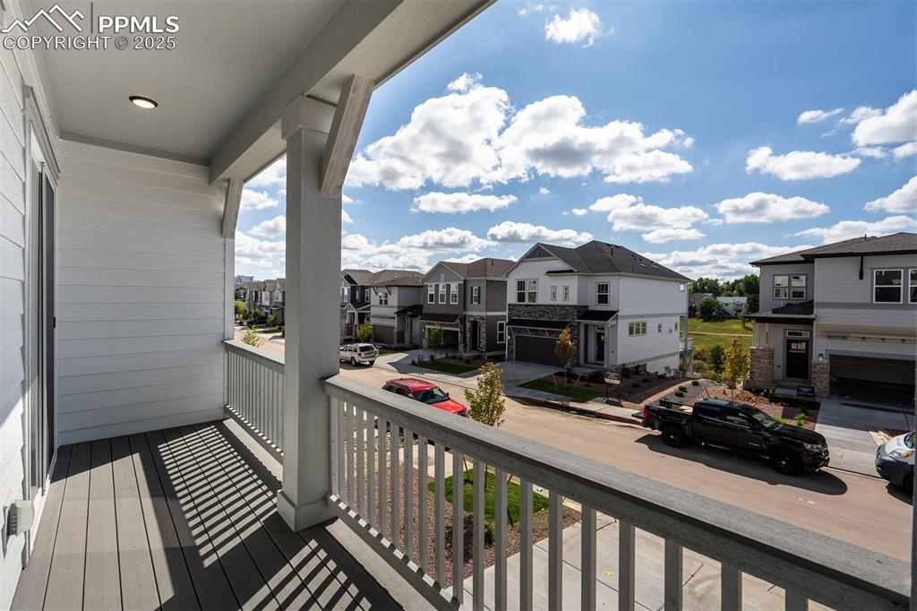 Image 31 of 34: Balcony