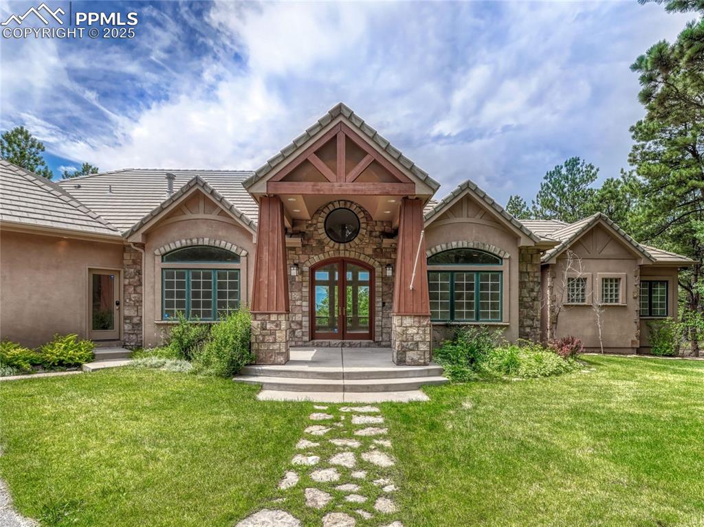 Image 8 of 50: Front of Structure