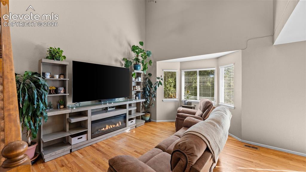 Image 16 of 37: Living Room