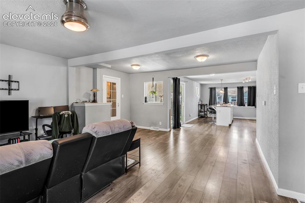 Image 9 of 30: Living Room