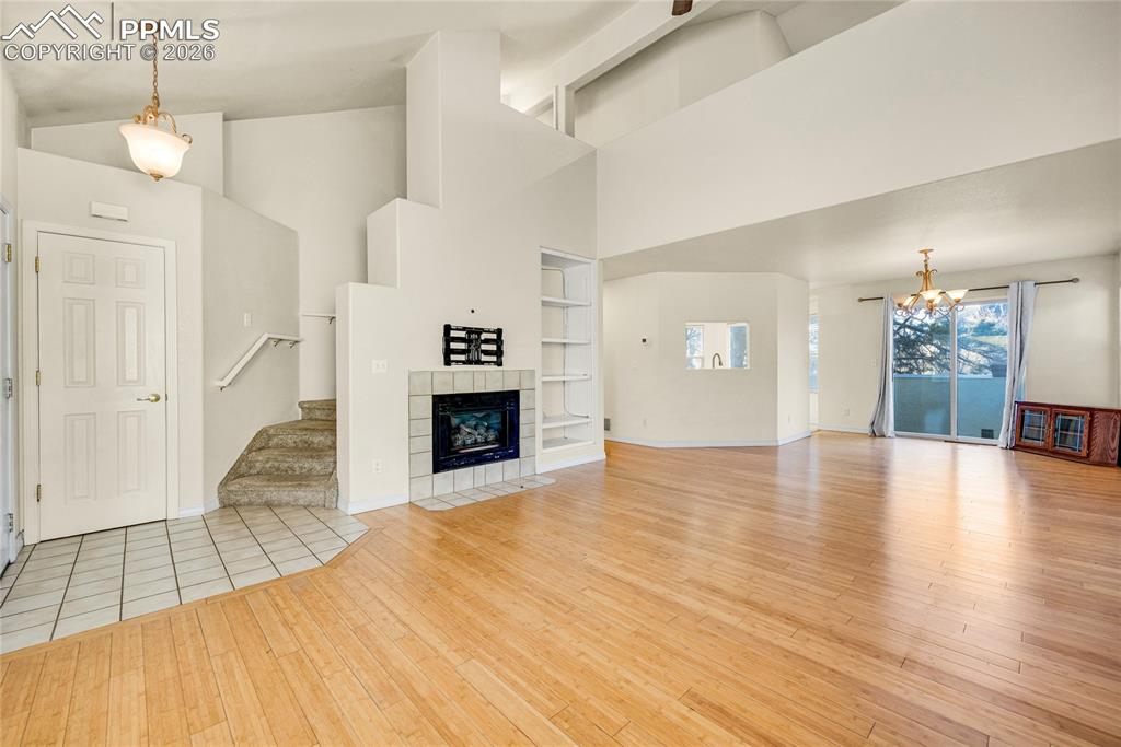 Image 4 of 34: Living Room