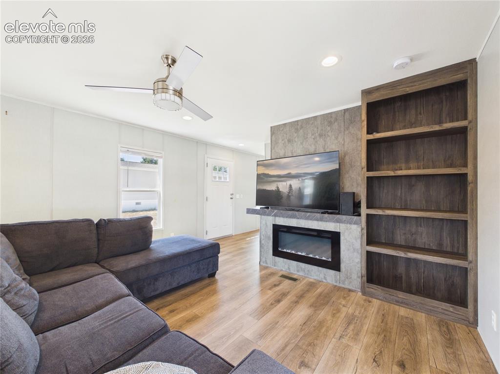 Image 5 of 26: Living Room