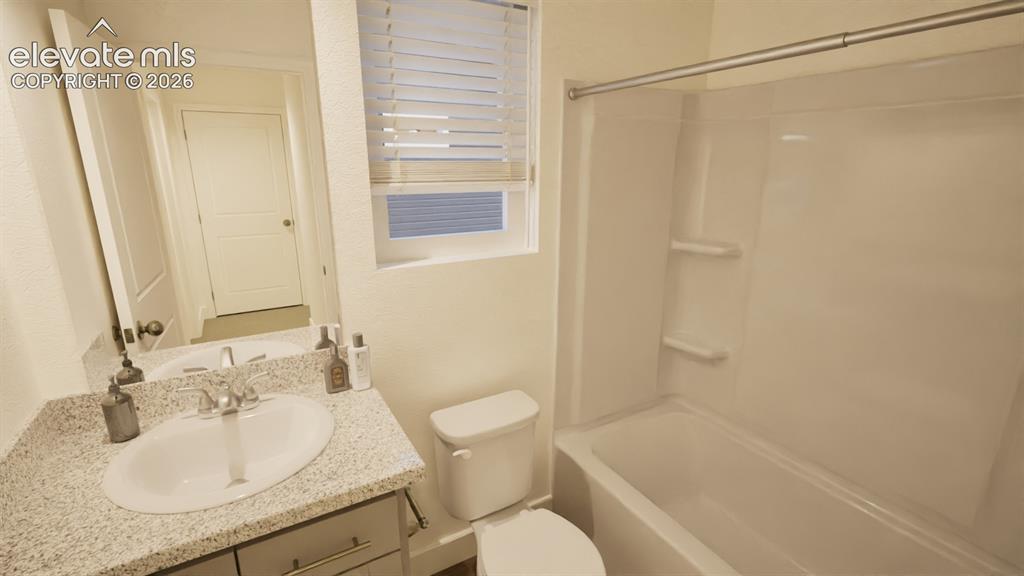 Image 7 of 24: Bathroom
