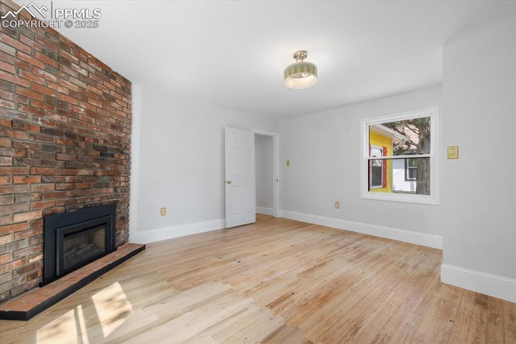 Image 34 of 40:  - 3rd of 3 bedrooms