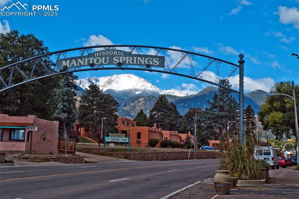 Image 38 of 40: Vibrant Manitou Springs welcomes visitors throughout the year