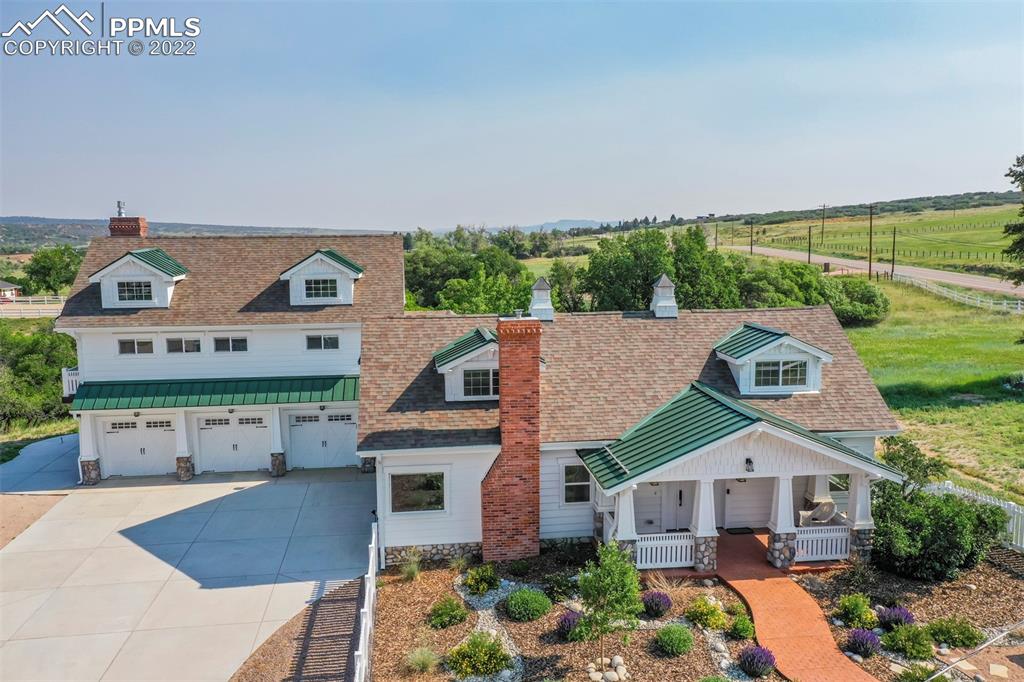 Listing 2436807, Image 2 of 38