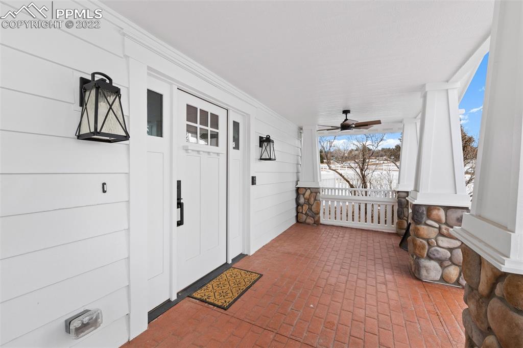 Listing 2436807, Image 5 of 38