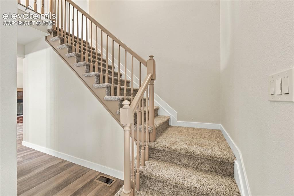 Image 9 of 35: Stairs