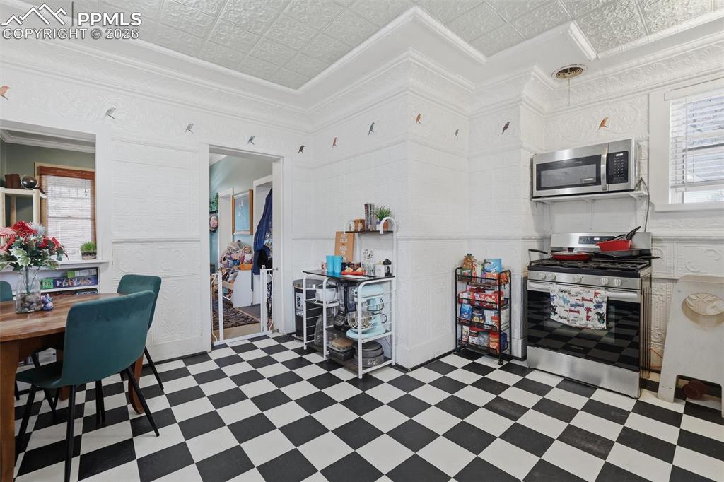 Image 11 of 29: No Description Available