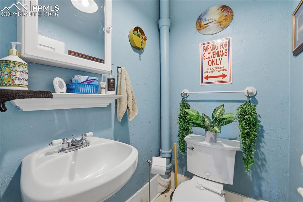 Image 19 of 29: No Description Available