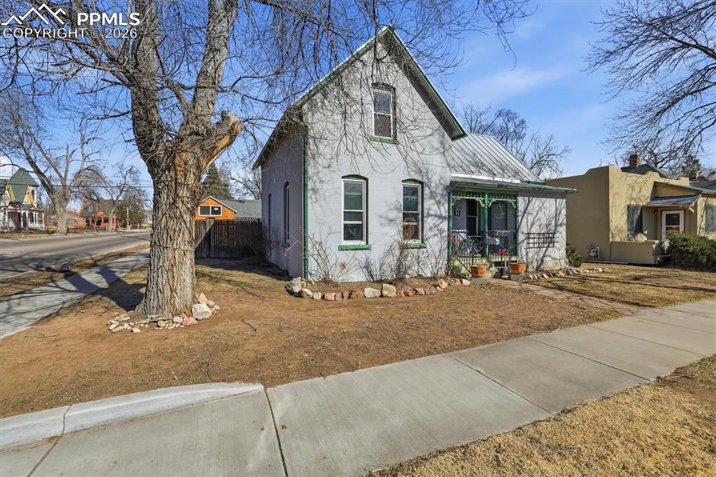 Image 2 of 29: No Description Available