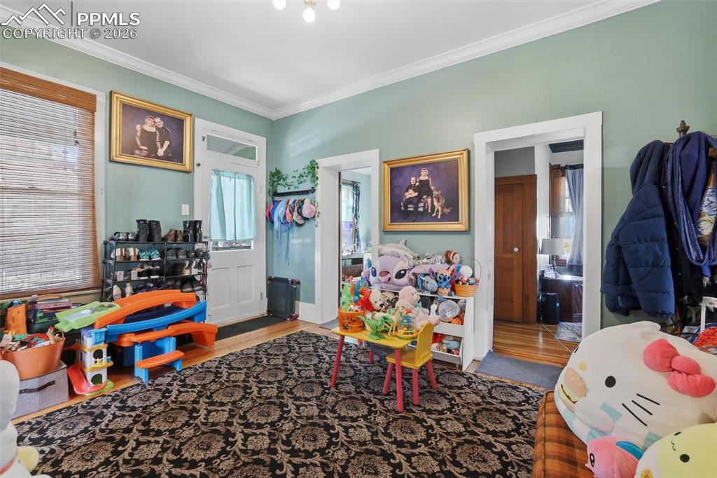 Image 21 of 29: No Description Available