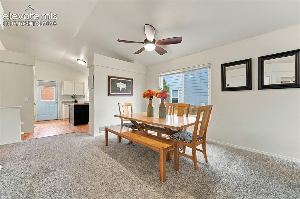 Image 11 of 46: Dining Area