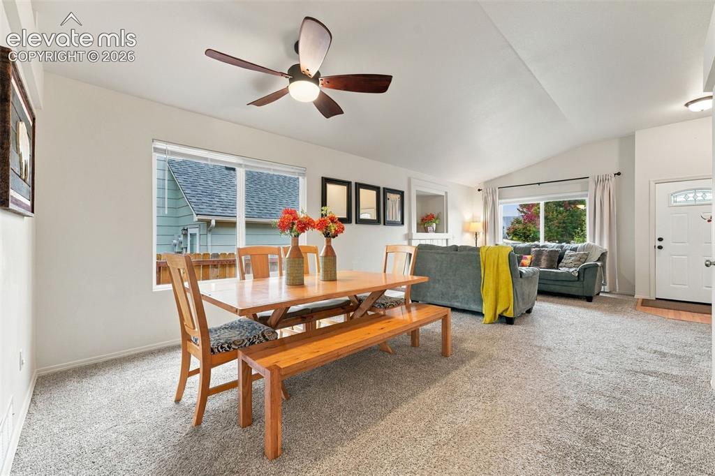 Image 12 of 46: Dining Area