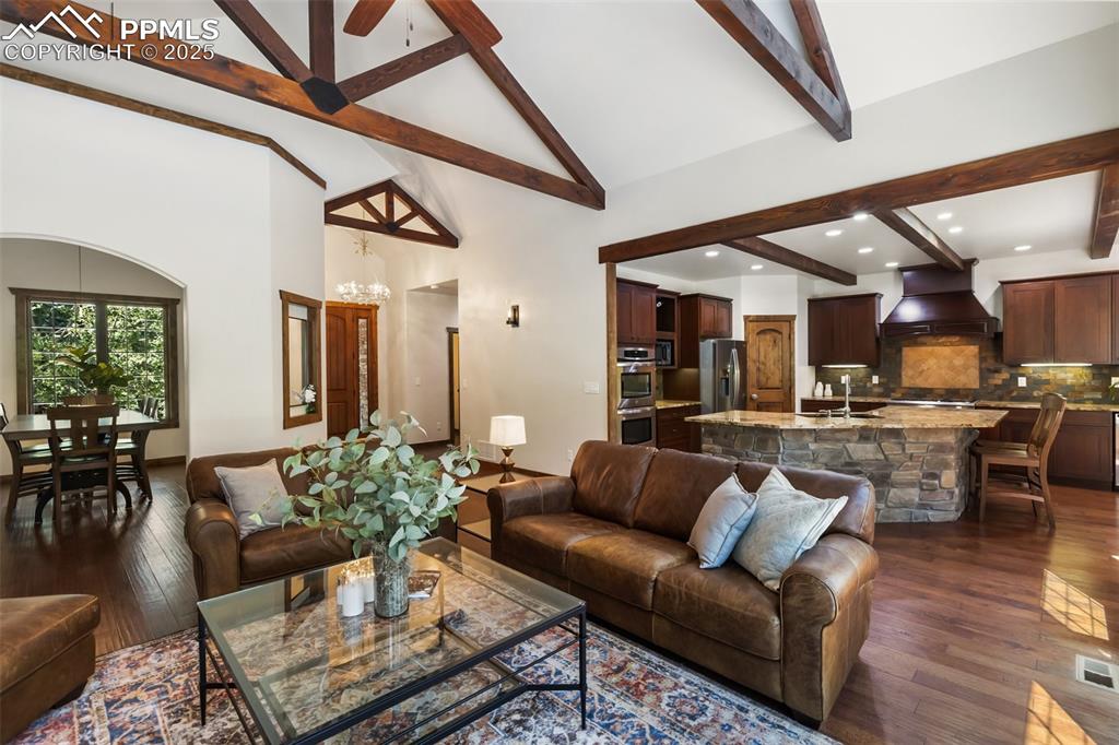 Image 15 of 50: Living Room