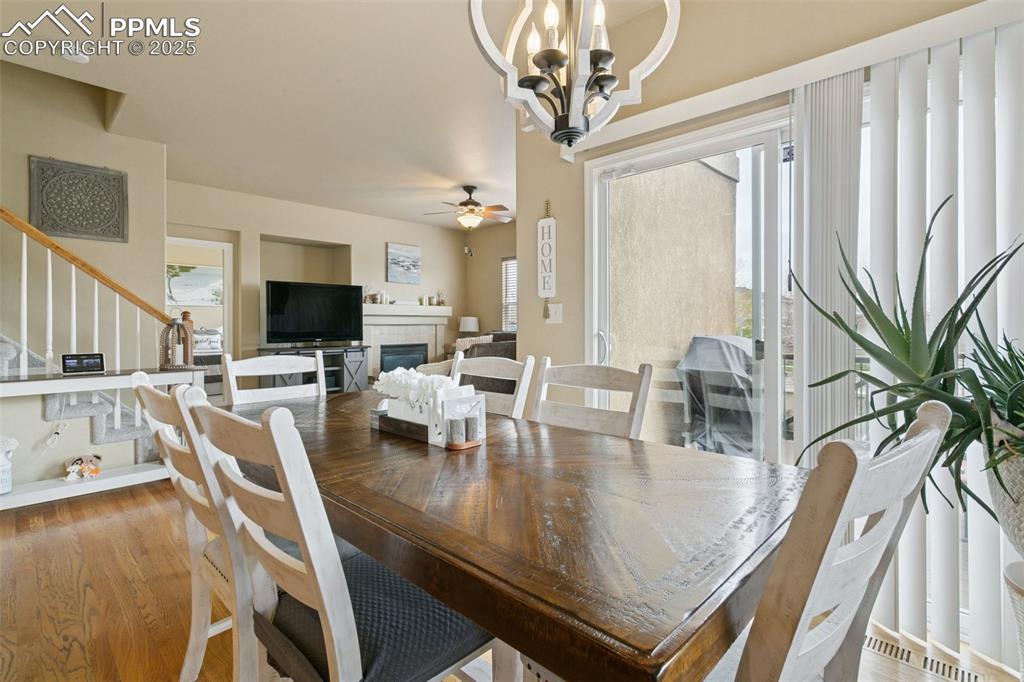 Image 12 of 41: Dining Area