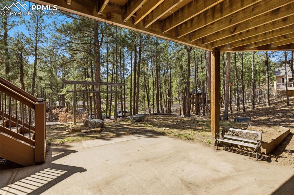 Image 43 of 50: Secondary Suite walk-out and private entry