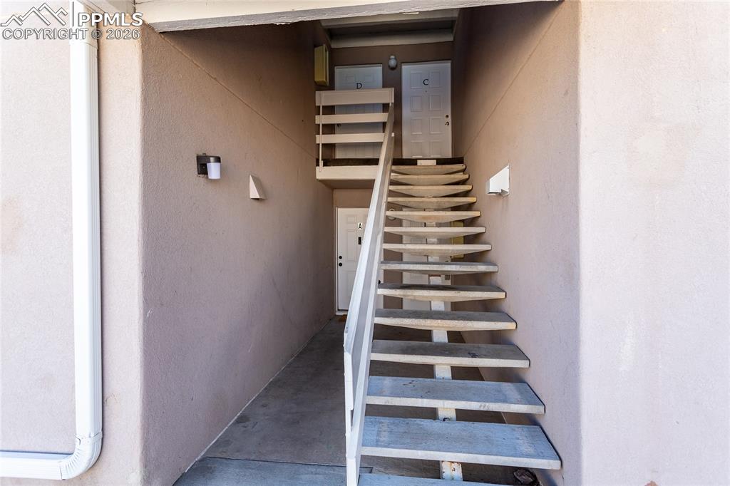 Image 2 of 19: Entry