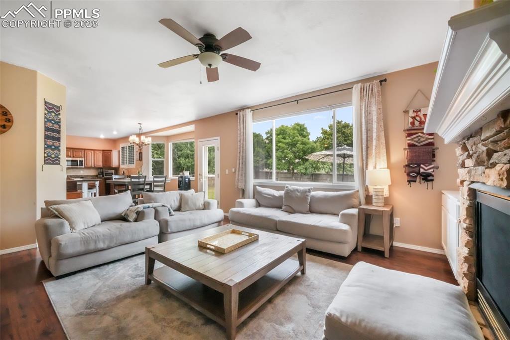 Image 11 of 50: Living Room