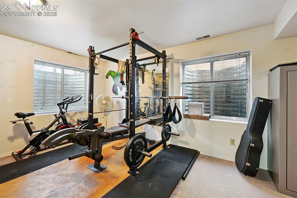 Image 23 of 35: Exercise Room