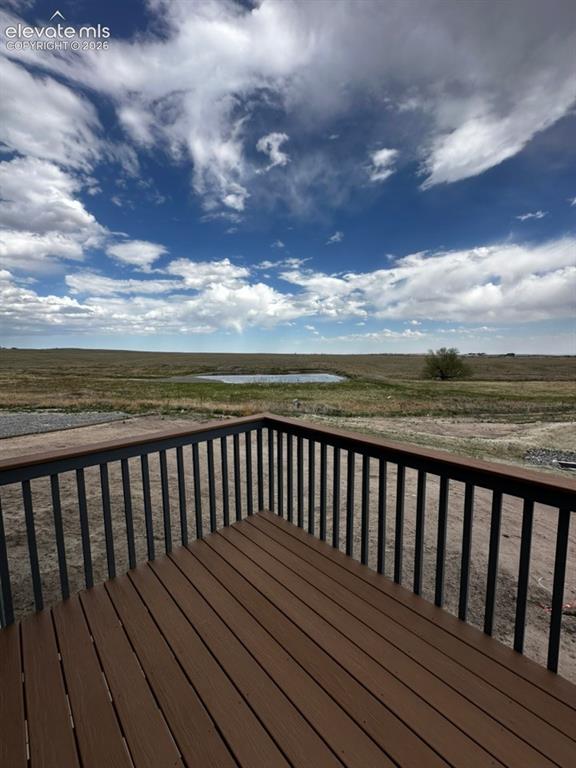 Image 12 of 36: Deck