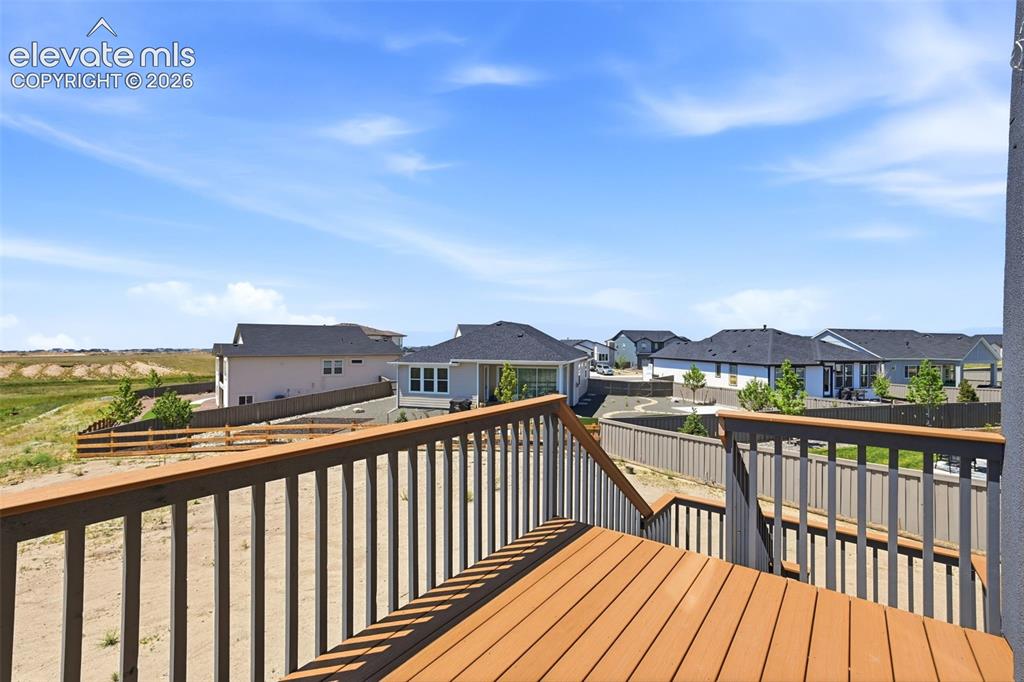 Image 42 of 47: Deck
