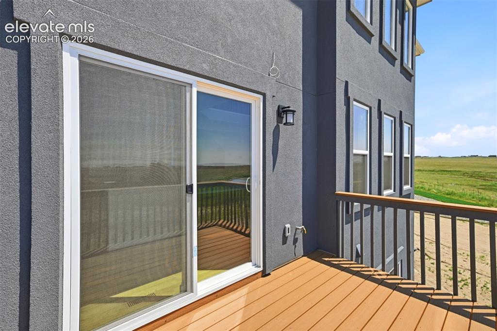 Image 43 of 47: Deck