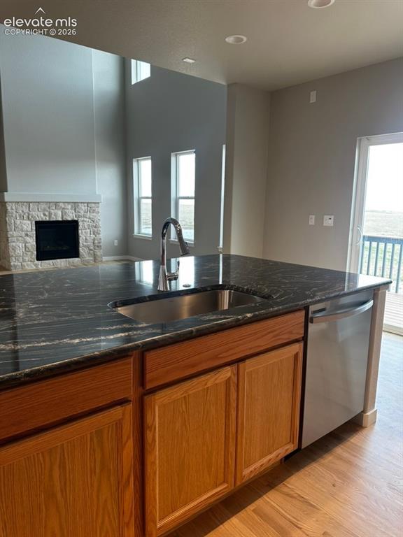 Image 5 of 36: Kitchen